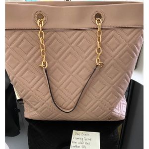Barely used Tory Burch Purse